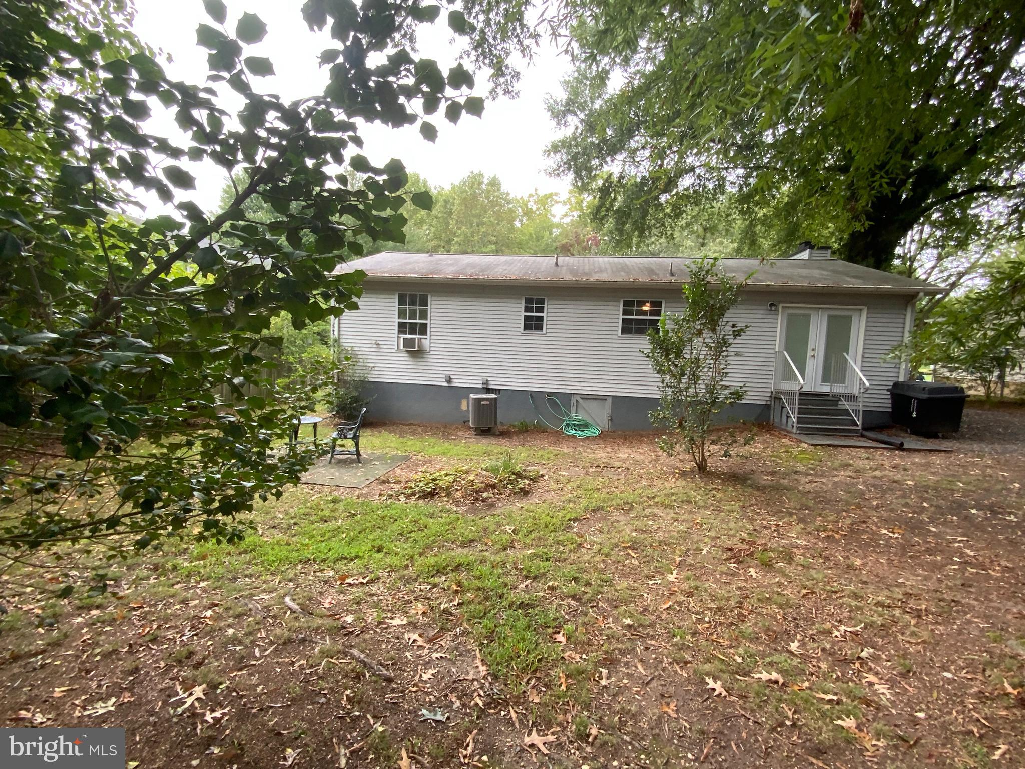 236 Cedar Avenue Colonial Beach, VA 22443 - Photo 31 of 33