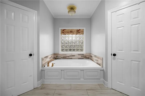 $550,000 | 6412 Tennyson Oaks Lane, Alexandria, LA 71301