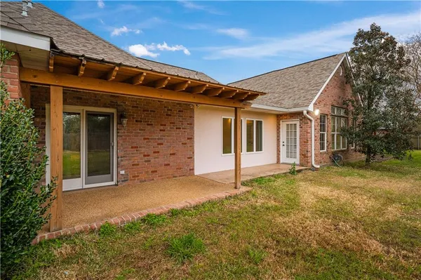 $550,000 | 6412 Tennyson Oaks Lane, Alexandria, LA 71301