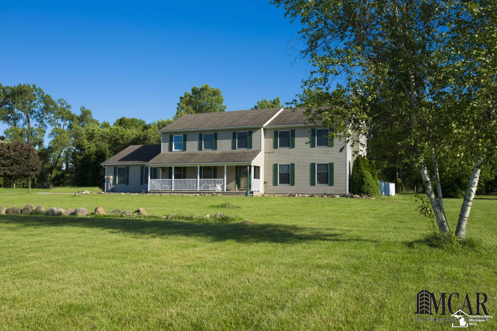 443 West Temperance Road Temperance, MI 48182 - Photo 3 of 22 Front Yard