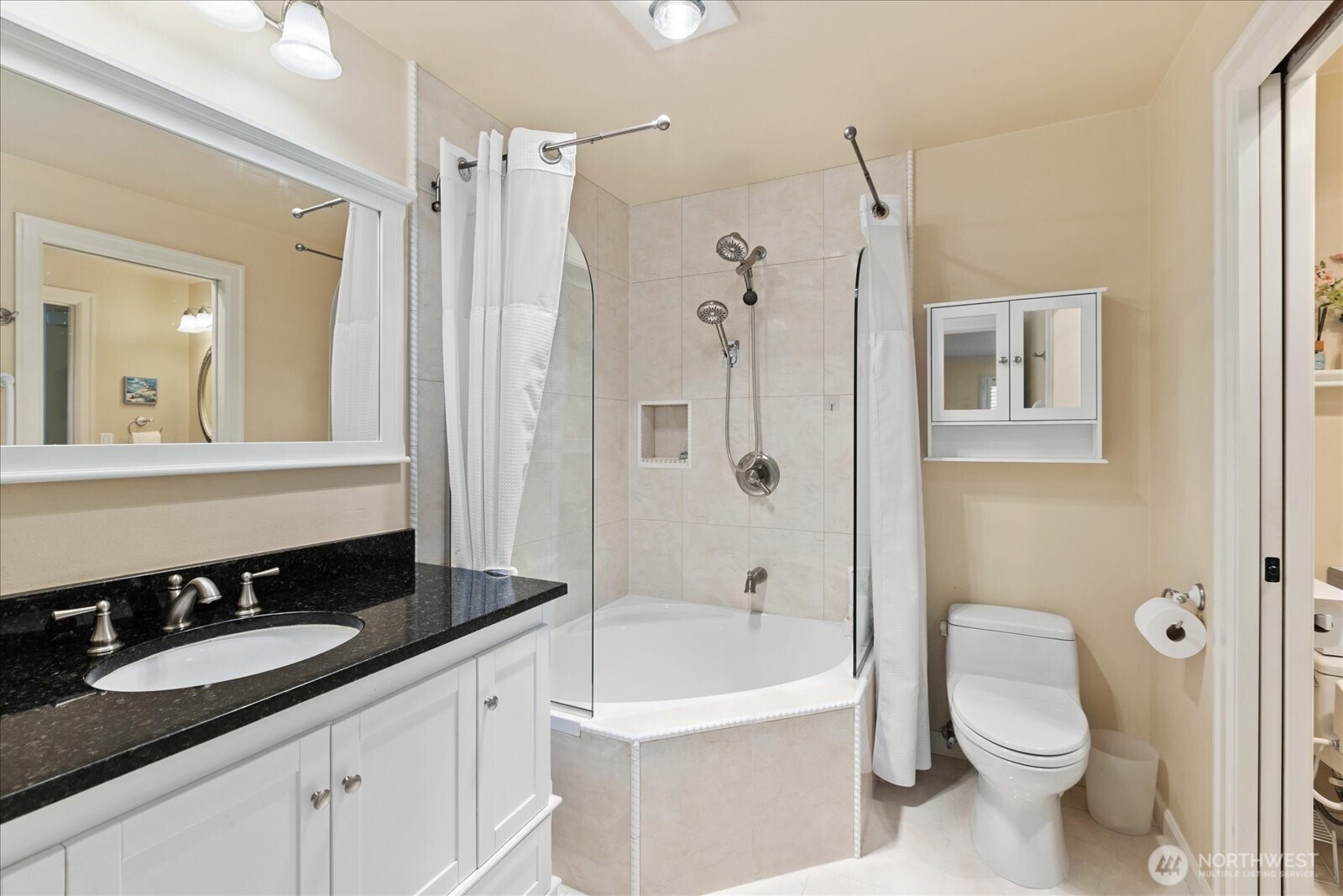 300 2nd Avenue North, Unit 2H Edmonds, WA 98020 - Photo 20 of 39