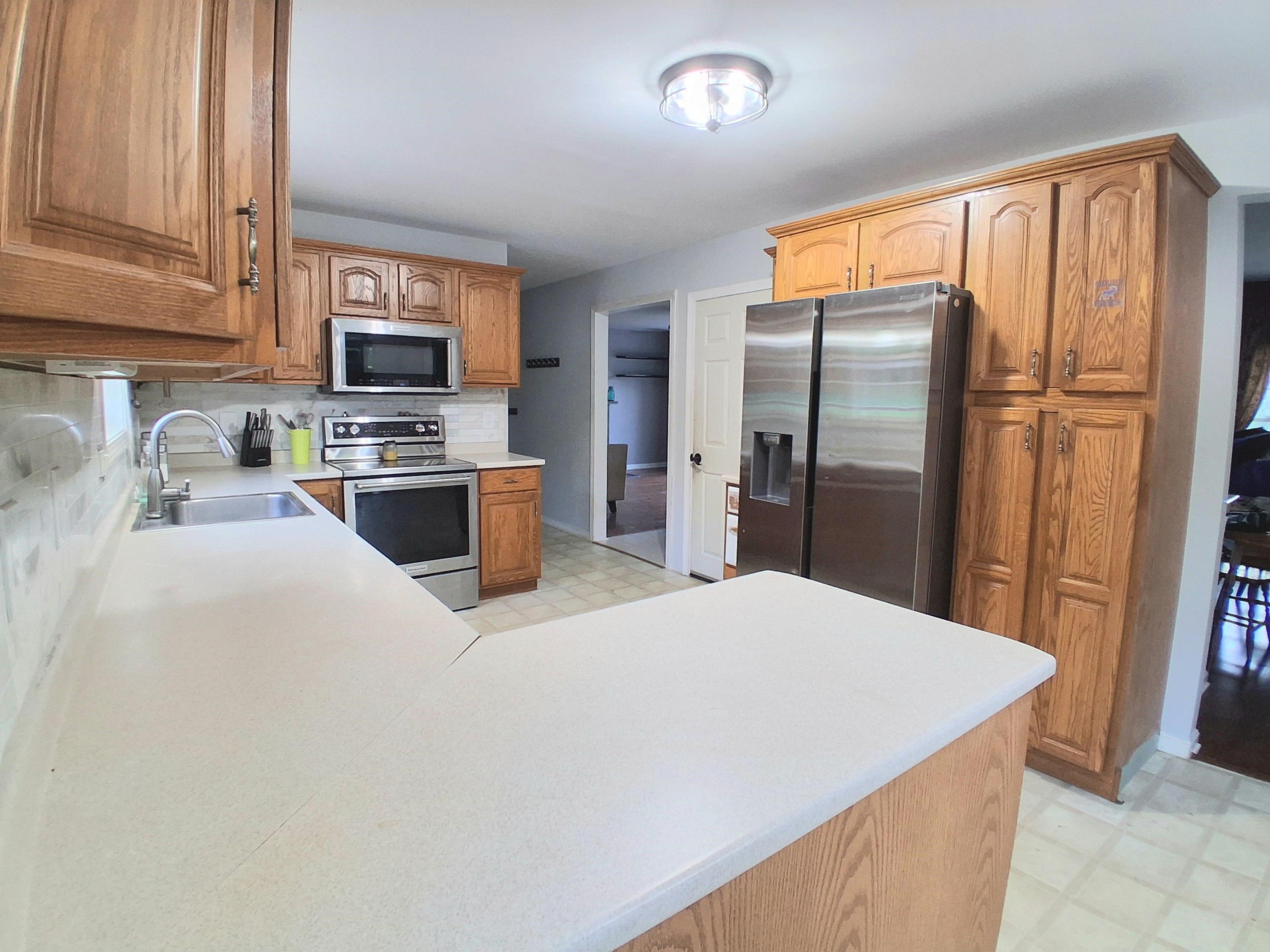 120 S Road Deerfield, NH 03037 - Photo 19 of 32