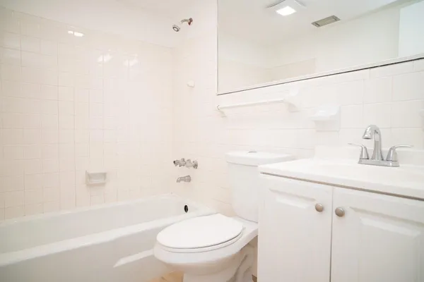 $234,999 | 701 Pine Drive, Unit 107, Pompano Beach, FL 33060