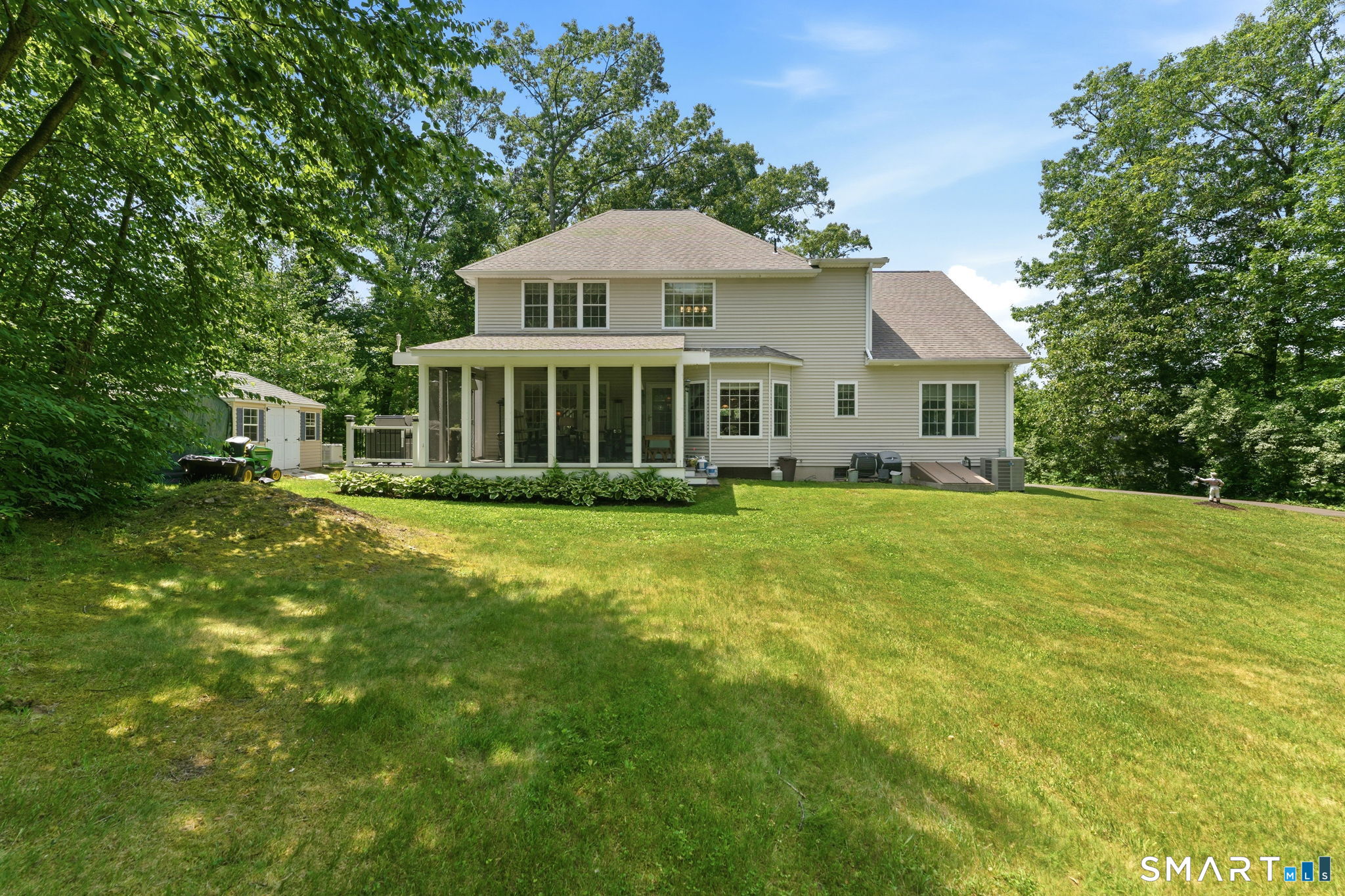 223 Broad Brook Road Enfield, CT 06082 - Photo 4 of 39