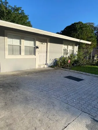 $1,600 | 312 North 27th Street, Fort Pierce, FL 34947