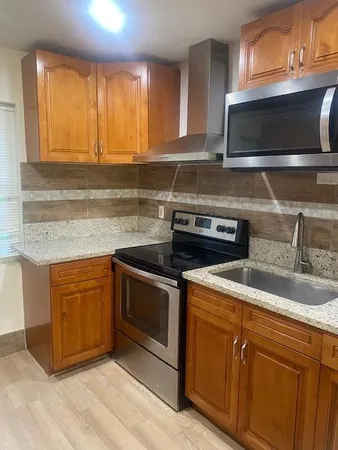 $1,600 | 312 North 27th Street, Fort Pierce, FL 34947