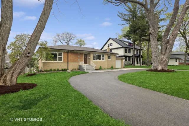 $619,000 | 932 60th Place, Downers Grove, IL 60516