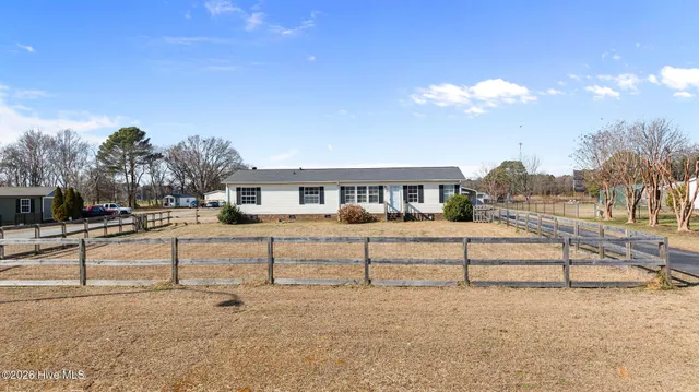 $255,000 | 70 Alyssum Drive, Four Oaks, NC 27524