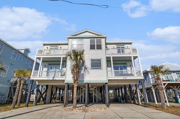$899,900 | 225 B Dogwood Drive North, Murrells Inlet, SC 29576