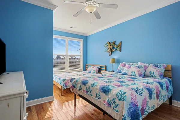 $899,900 | 225 B Dogwood Drive North, Murrells Inlet, SC 29576