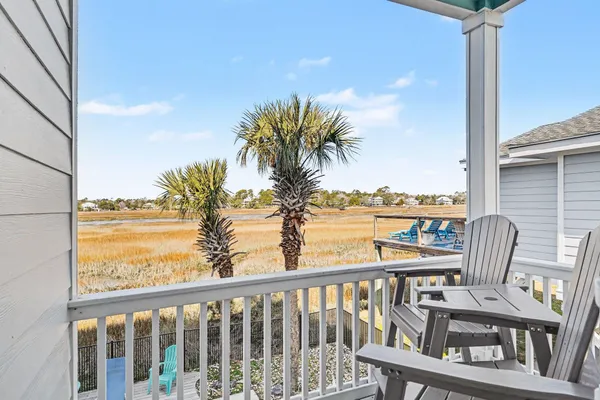 $899,900 | 225 B Dogwood Drive North, Murrells Inlet, SC 29576