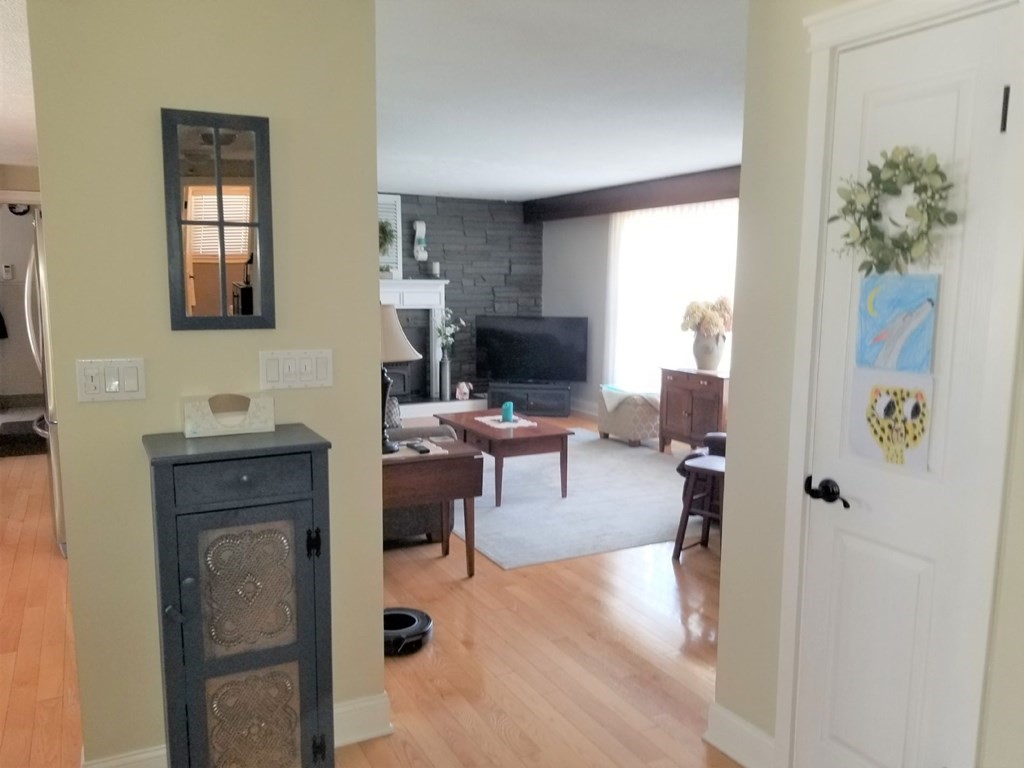 100 Cross Road Holyoke, MA 01040 - Photo 13 of 28