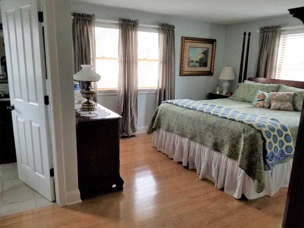 100 Cross Road Holyoke, MA 01040 - Photo 16 of 28