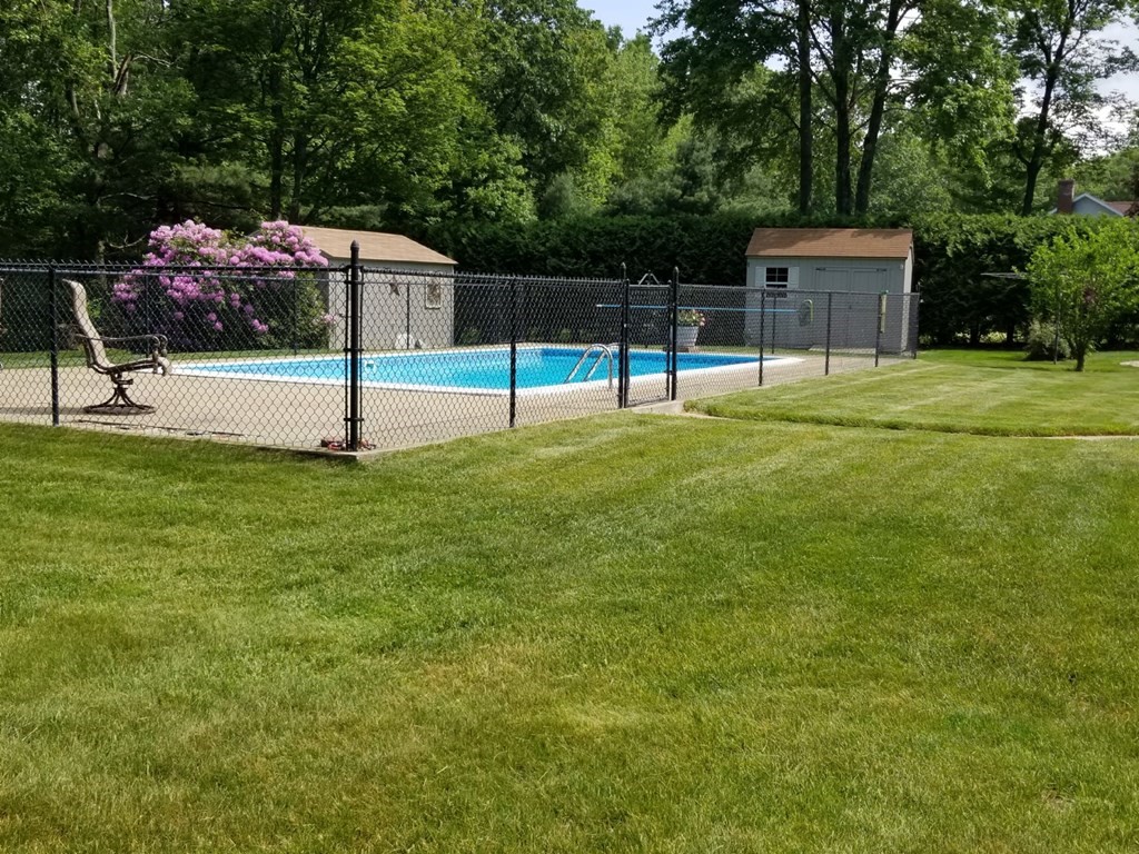 100 Cross Road Holyoke, MA 01040 - Photo 25 of 28