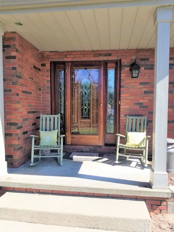 100 Cross Road Holyoke, MA 01040 - Photo 3 of 28