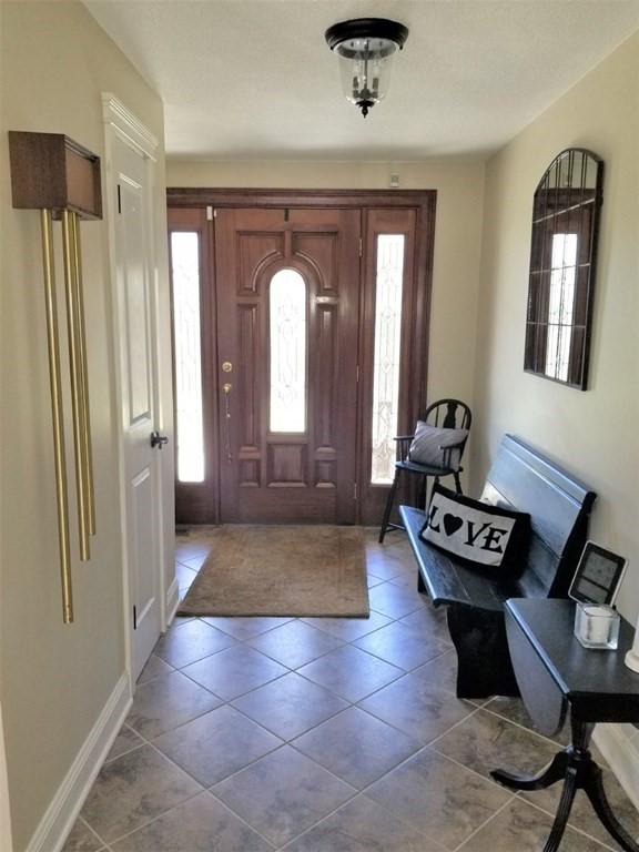 100 Cross Road Holyoke, MA 01040 - Photo 4 of 28
