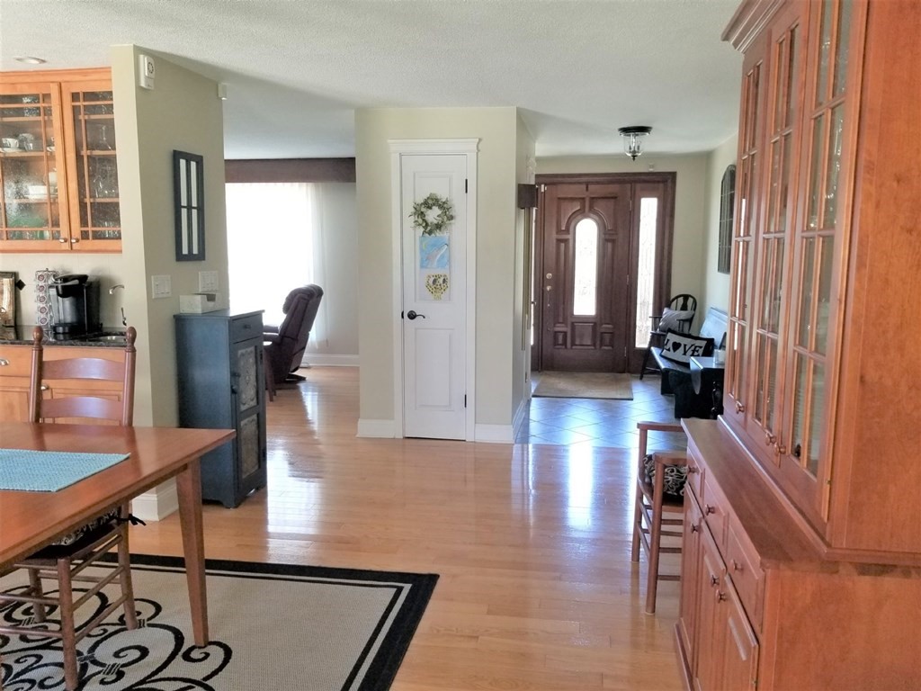 100 Cross Road Holyoke, MA 01040 - Photo 6 of 28
