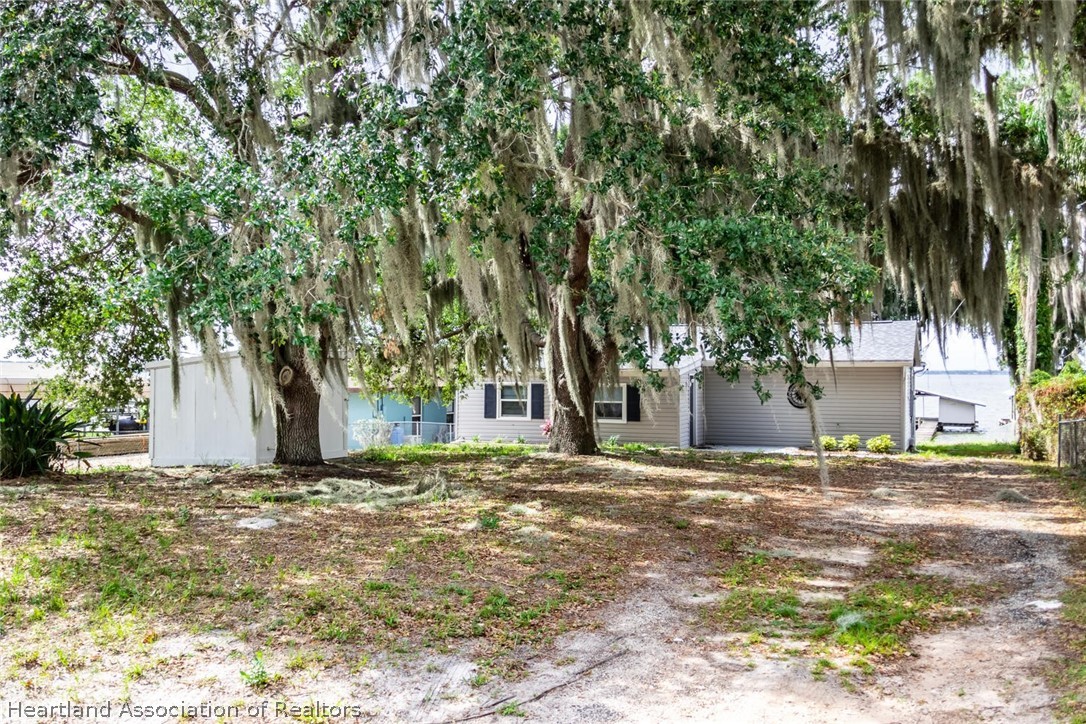 714 Lake June Road Lake Placid, FL 33852 - Photo 27 of 28 Gallery Image 27