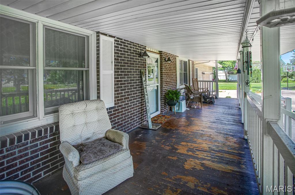 505 Hinton Street Kane, IL 62054 - Photo 15 of 61