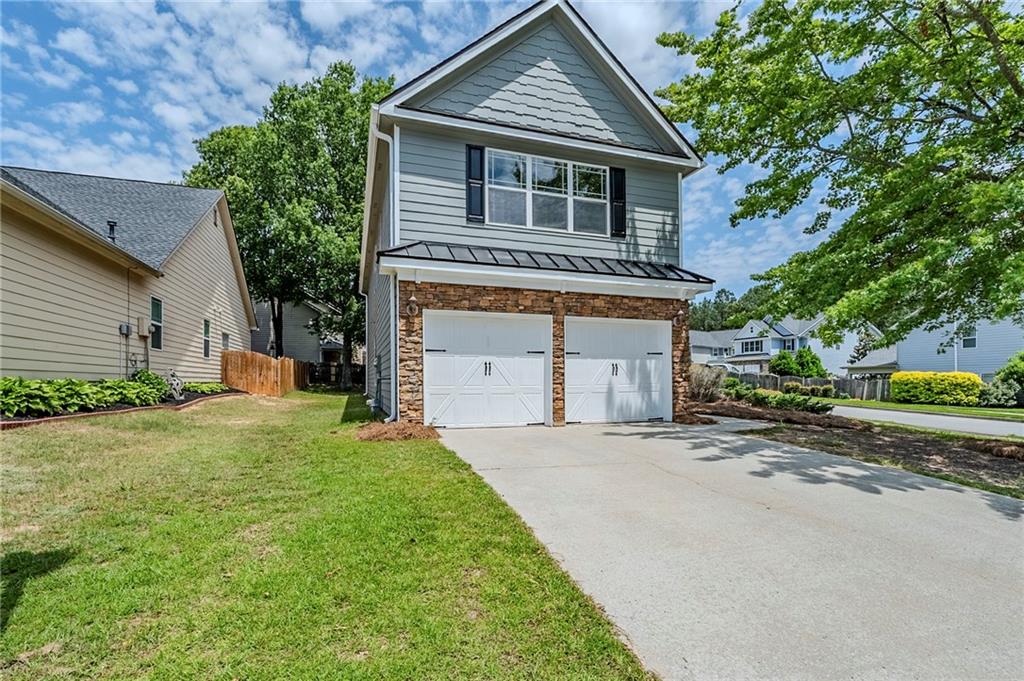 80 Creekside Way Newnan, GA 30265 - Photo 2 of 22