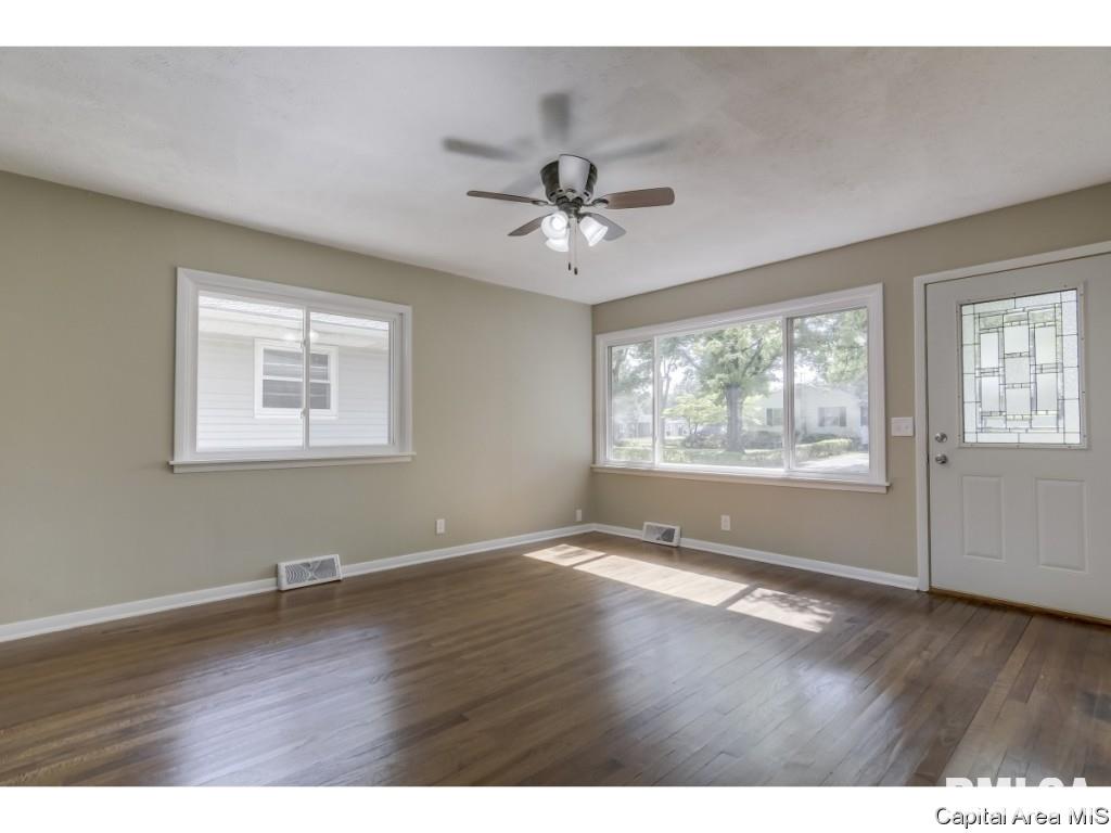 3506 Lancaster Road Springfield, IL 62703 - Photo 3 of 27
