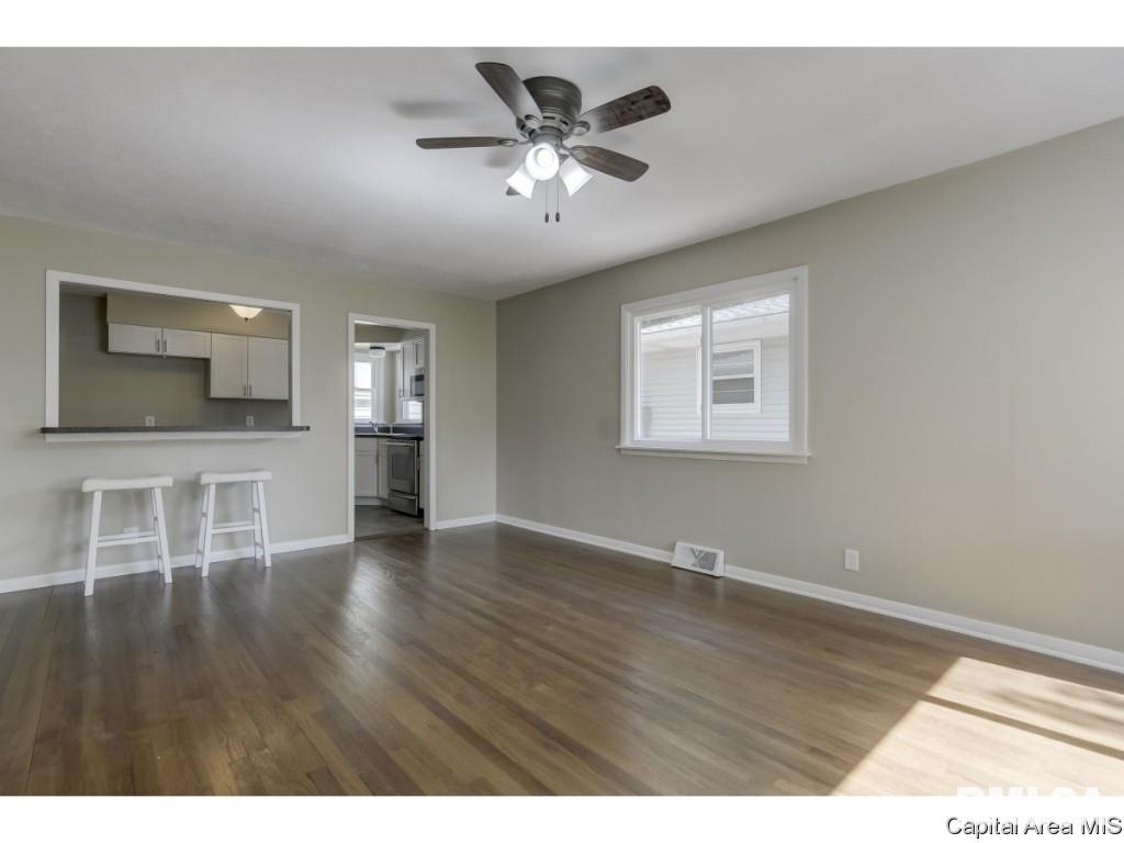 3506 Lancaster Road Springfield, IL 62703 - Photo 4 of 27
