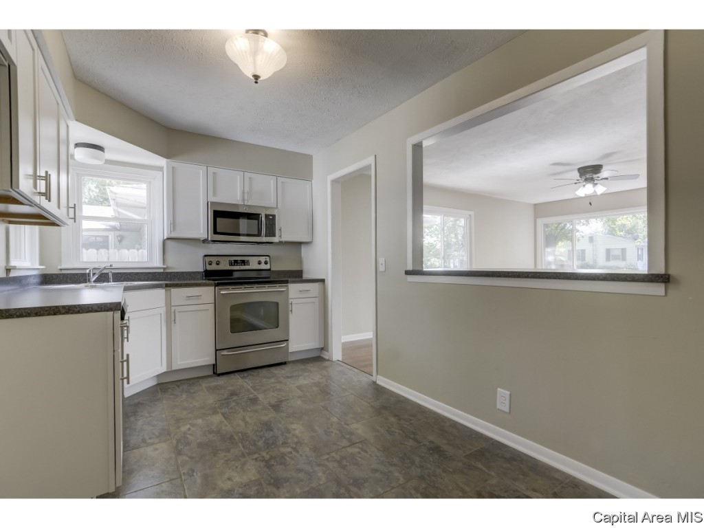 3506 Lancaster Road Springfield, IL 62703 - Photo 10 of 27