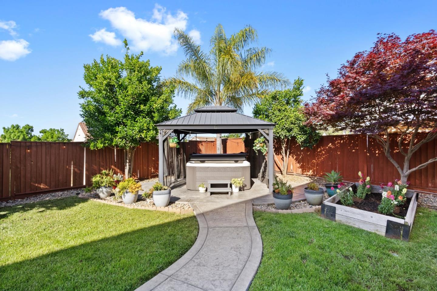 4863 Greencastle Way Antioch, CA 94531 - Photo 38 of 52 a front view of a house with garden