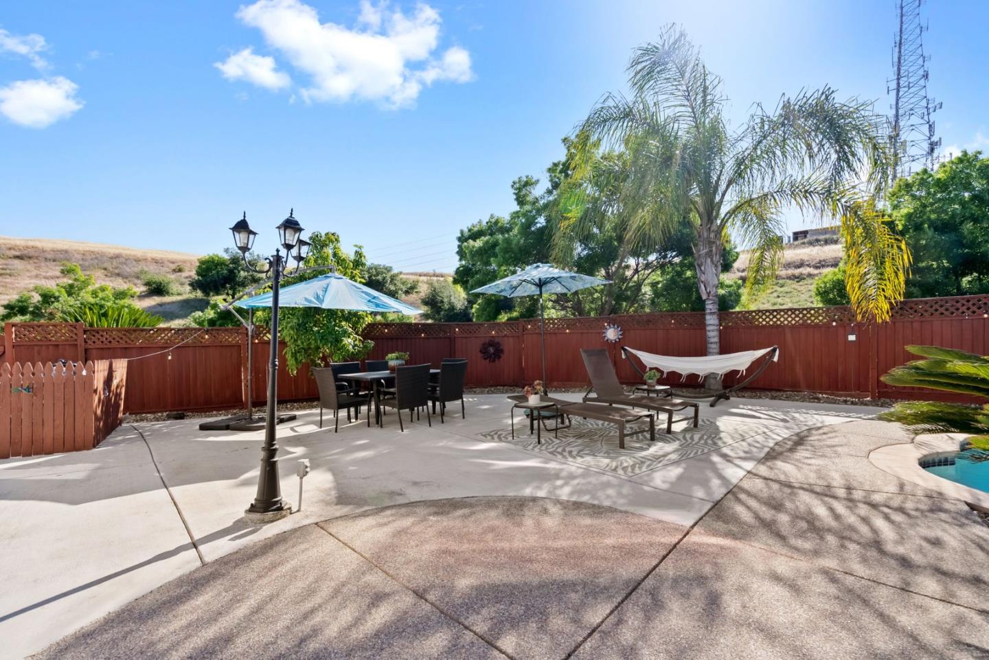 4863 Greencastle Way Antioch, CA 94531 - Photo 44 of 52 a view of outdoor dining space with a table and chairs