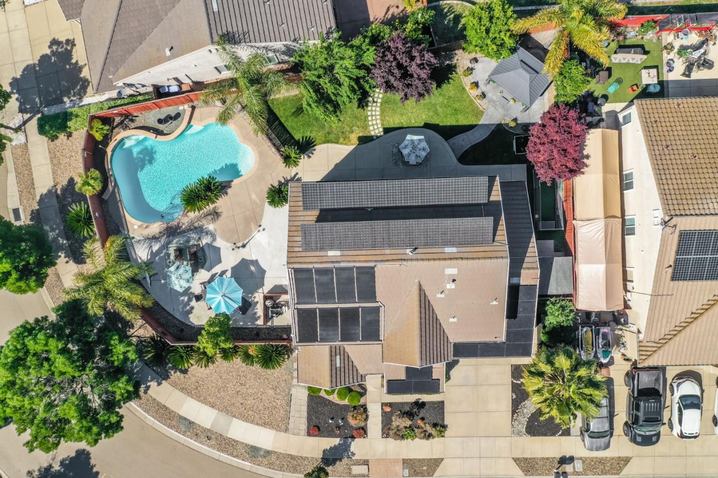 4863 Greencastle Way Antioch, CA 94531 - Photo 48 of 52 an aerial view of a house with a yard and potted plants