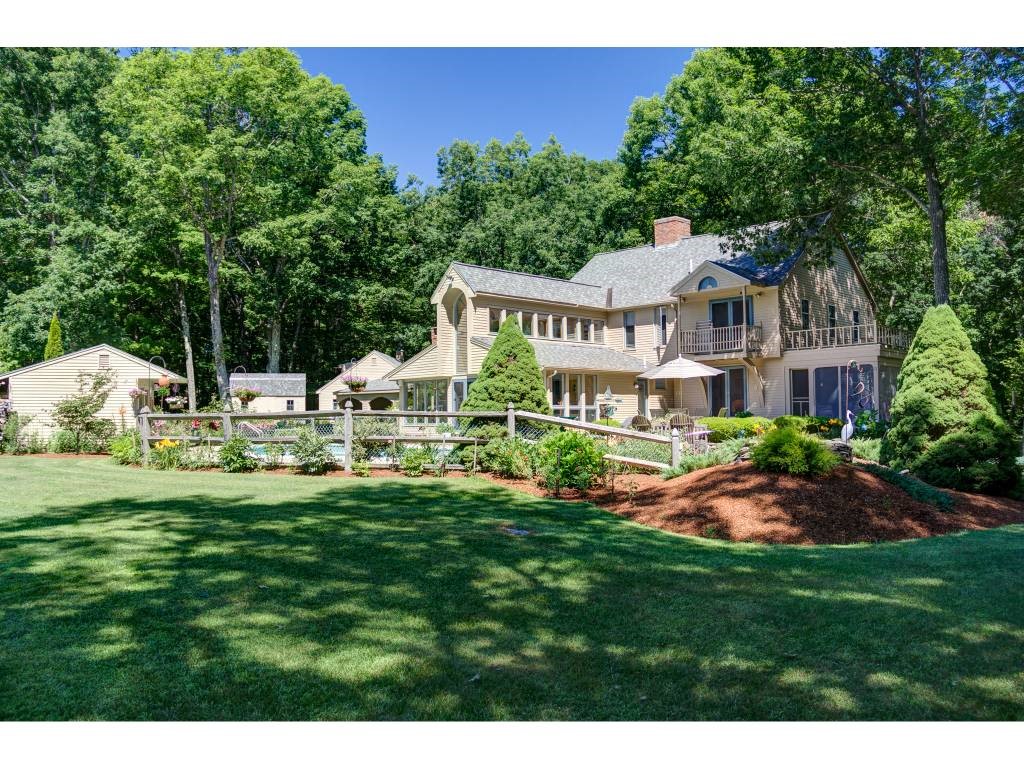 266 Sandown Road Chester, NH 03036 - Photo 1 of 29