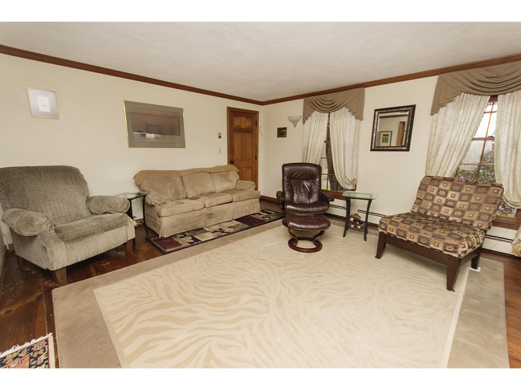 266 Sandown Road Chester, NH 03036 - Photo 11 of 29