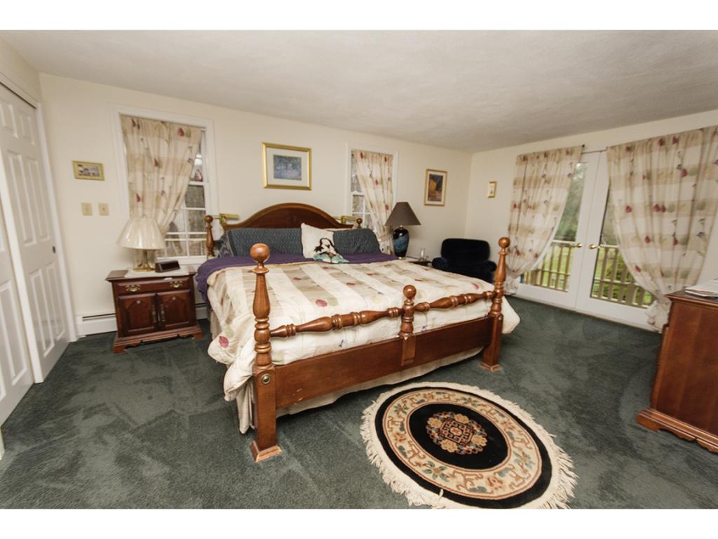 266 Sandown Road Chester, NH 03036 - Photo 18 of 29