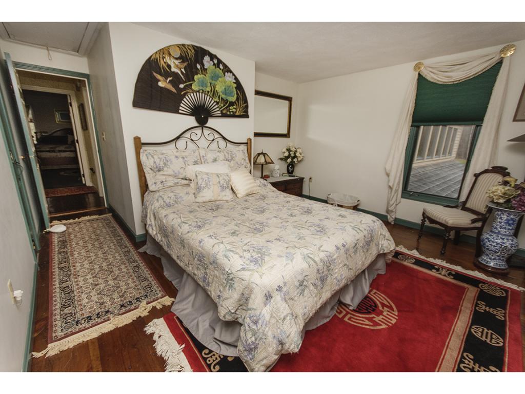 266 Sandown Road Chester, NH 03036 - Photo 21 of 29