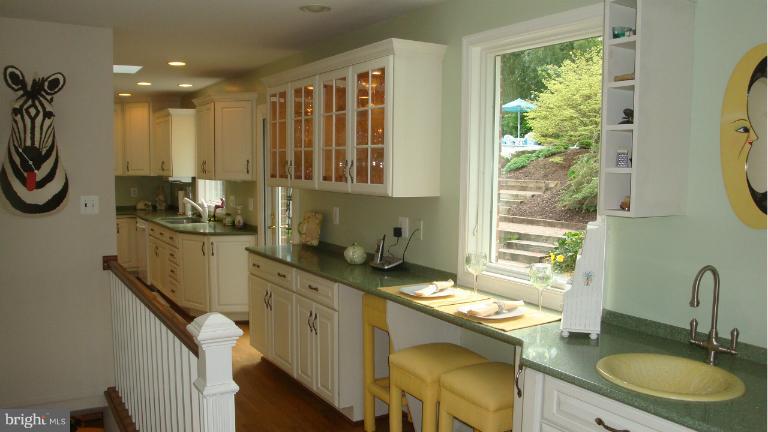 3726 Macalpine Road Ellicott City, MD 21042 - Photo 4 of 30 Kitchen