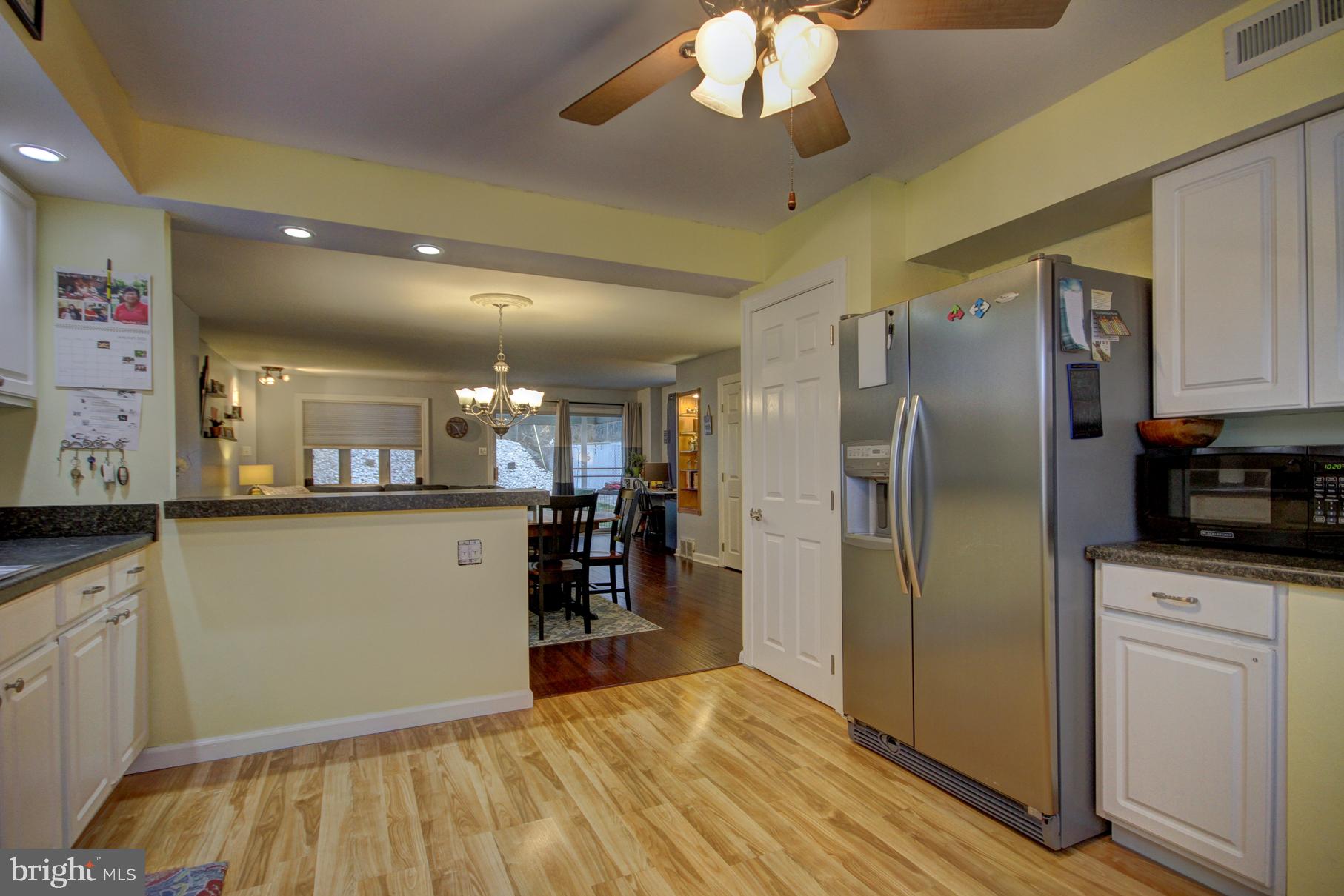 12012 Millbrook Road Philadelphia, PA 19154 - Photo 11 of 29 Kitchen