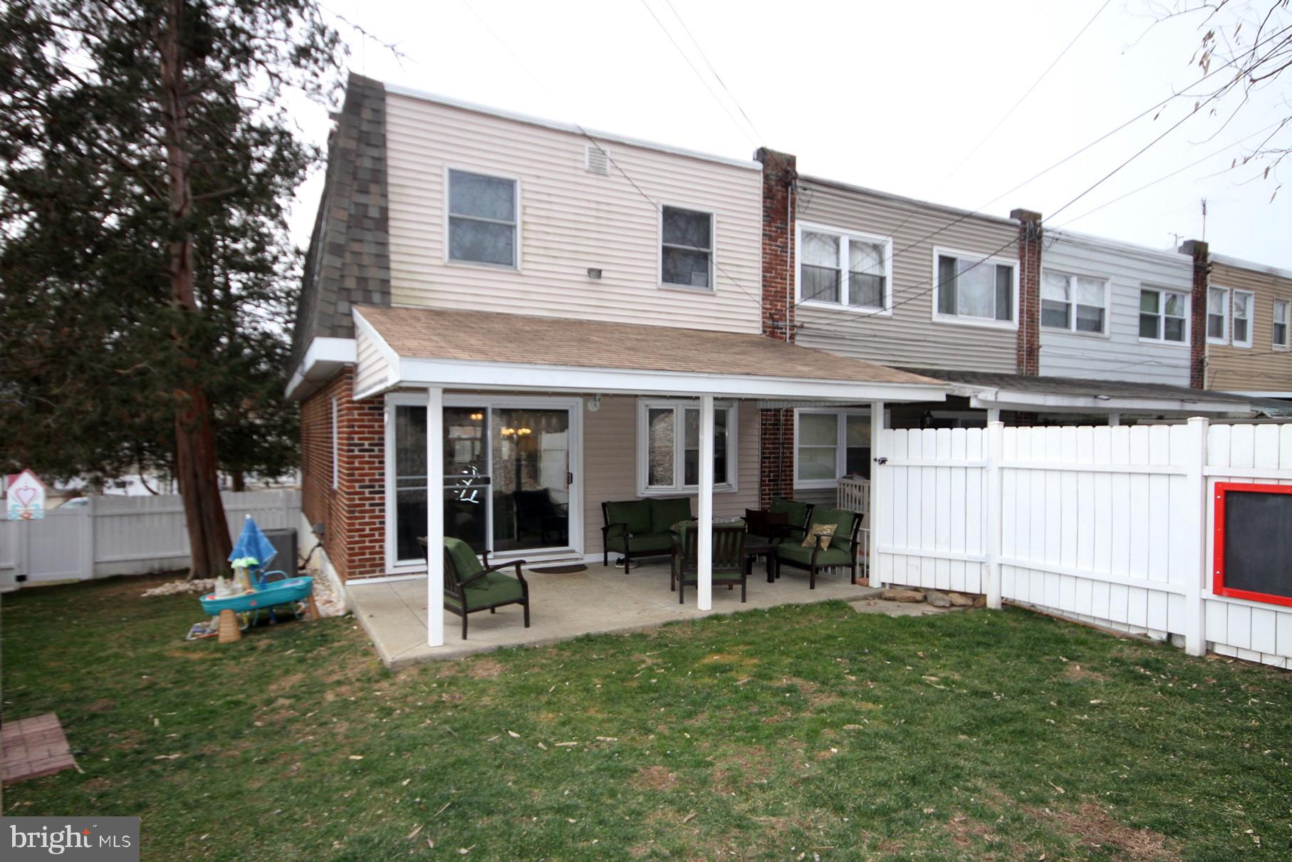 12012 Millbrook Road Philadelphia, PA 19154 - Photo 25 of 29 Covered Patio