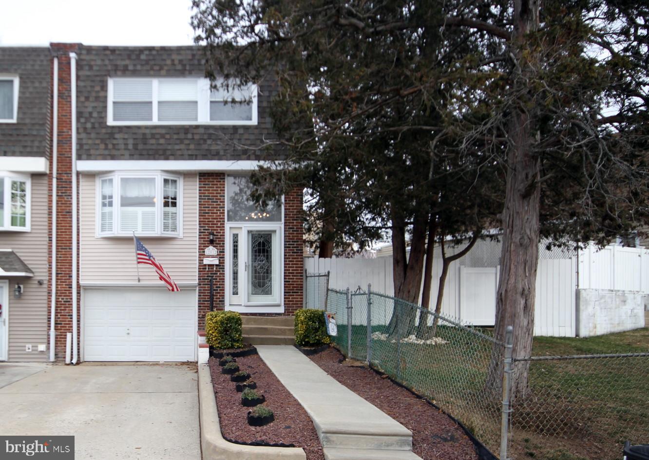 12012 Millbrook Road Philadelphia, PA 19154 - Photo 29 of 29 Exterior Front