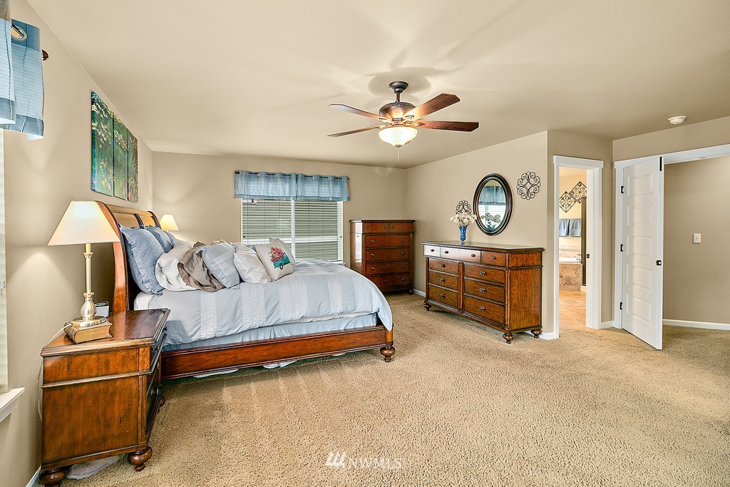 24418 184th Court Southeast Covington, WA 98042 - Photo 20 of 30 Gallery Image 20