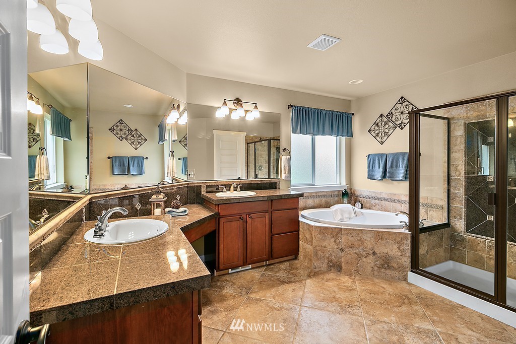 24418 184th Court Southeast Covington, WA 98042 - Photo 21 of 30 Gallery Image 21