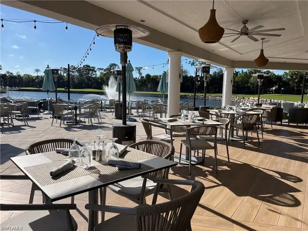 $2,500 | 2150 Aberdeen Lane, Unit 202, Naples, FL 34109