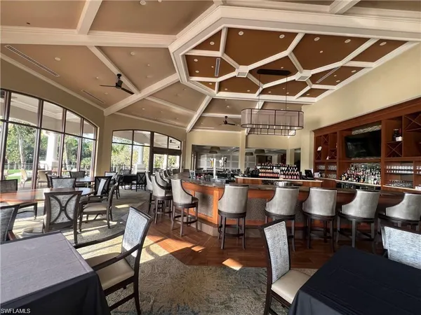 $2,500 | 2150 Aberdeen Lane, Unit 202, Naples, FL 34109