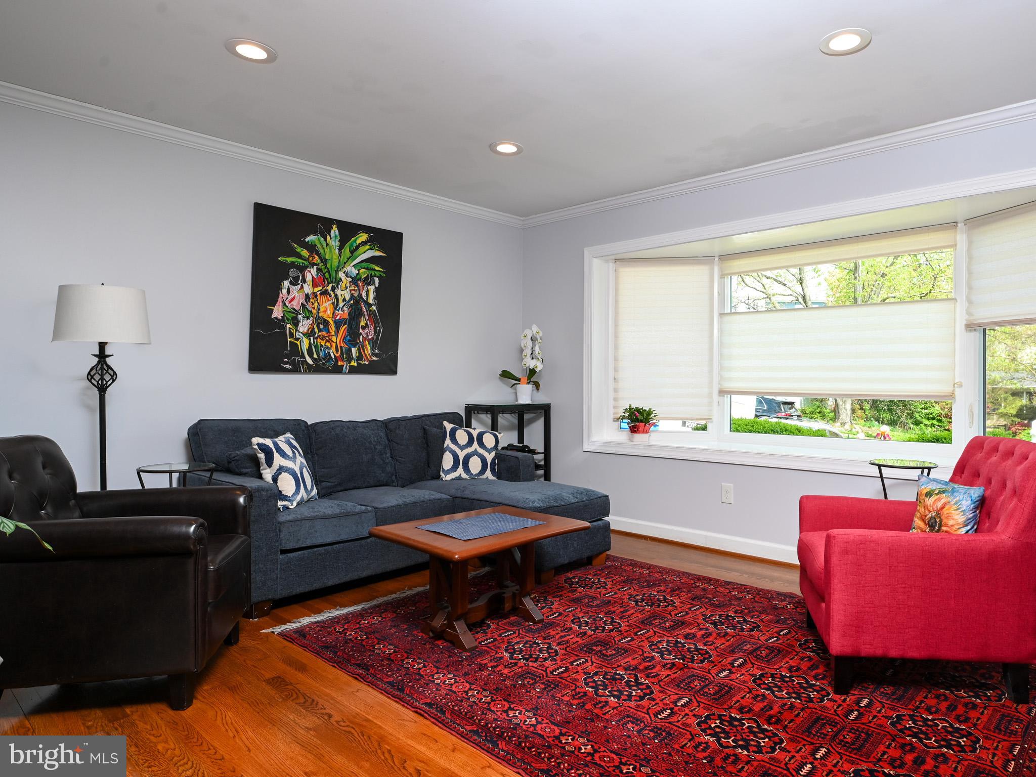 7951 Jansen Drive Springfield, VA 22152 - Photo 6 of 36 a living room with furniture and a large window