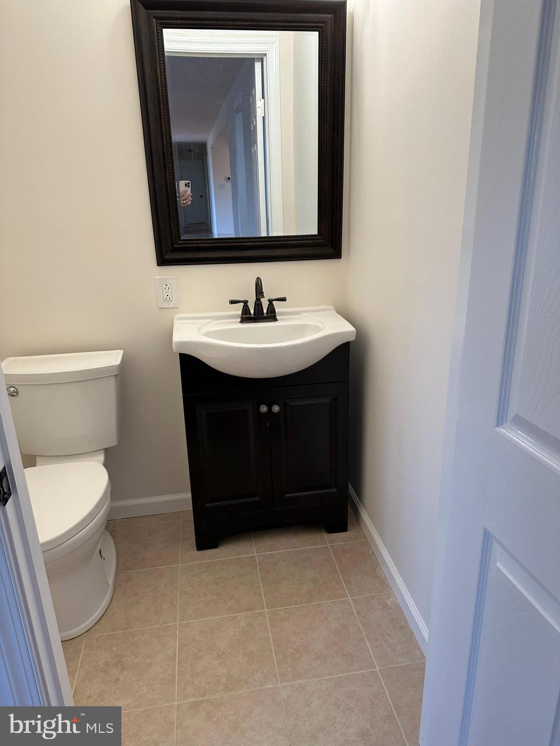 2140 Branch Road Perkasie, PA 18944 - Photo 13 of 27 powder room