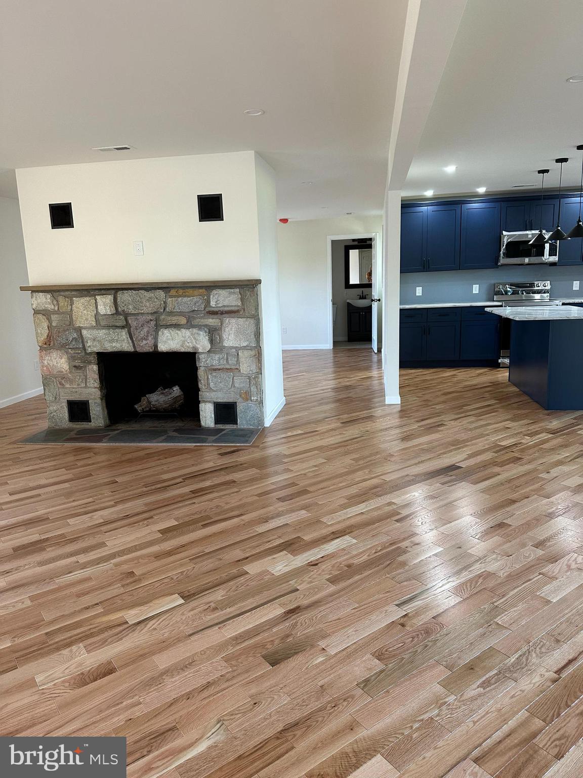 2140 Branch Road Perkasie, PA 18944 - Photo 8 of 27