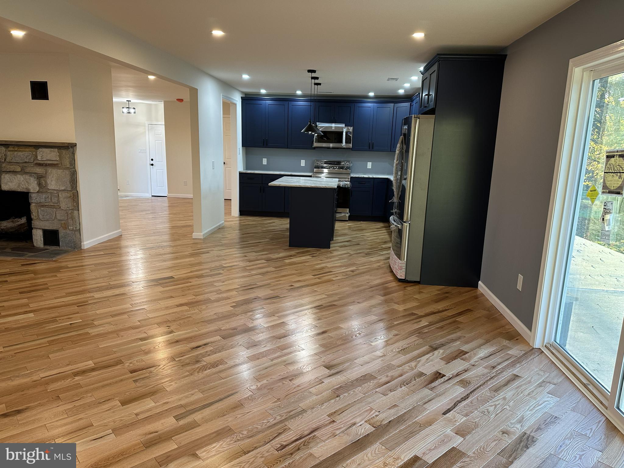 2140 Branch Road Perkasie, PA 18944 - Photo 10 of 27 Kitchen full/dining