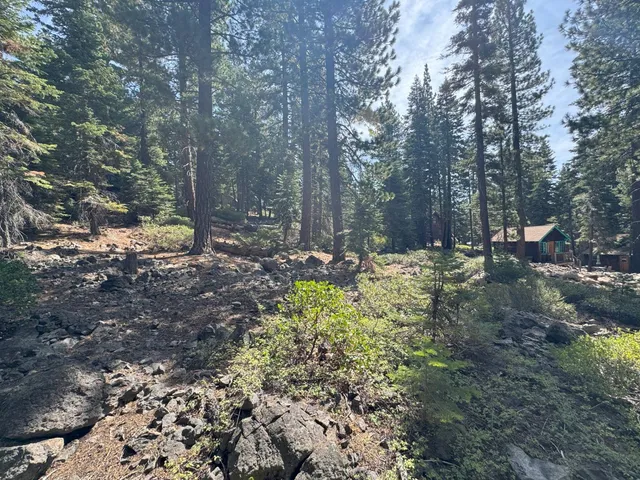 $995,000 | 5255 North Lake Boulevard, Carnelian Bay, CA 96140