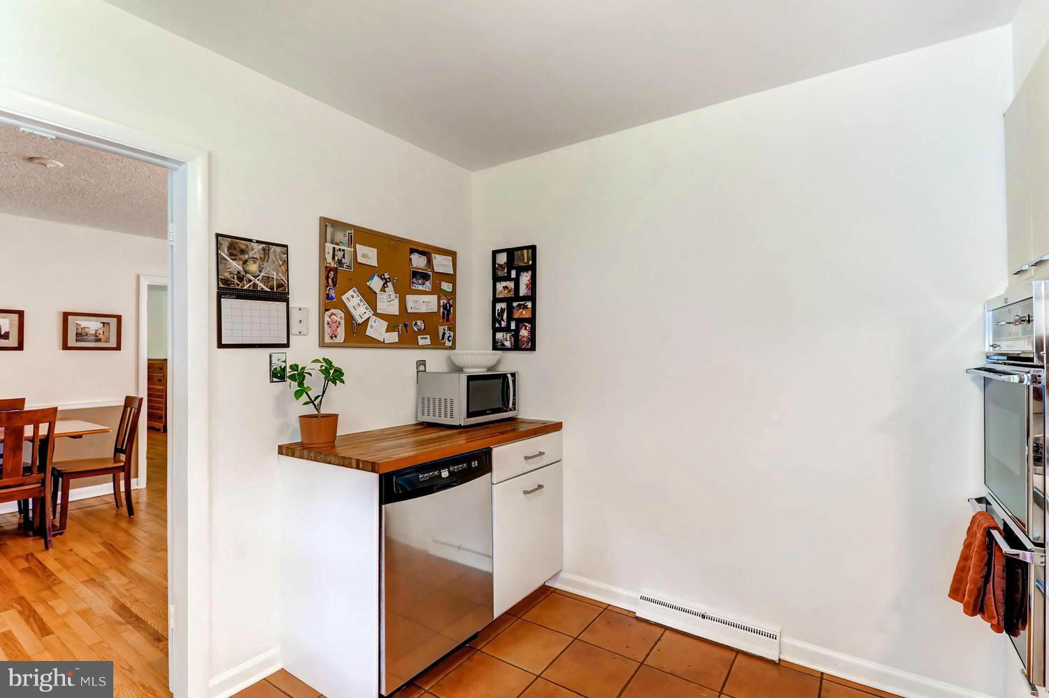 509 Sunbrook Road Reisterstown, MD 21136 - Photo 8 of 28 Kitchen w/ Extra Counter Space