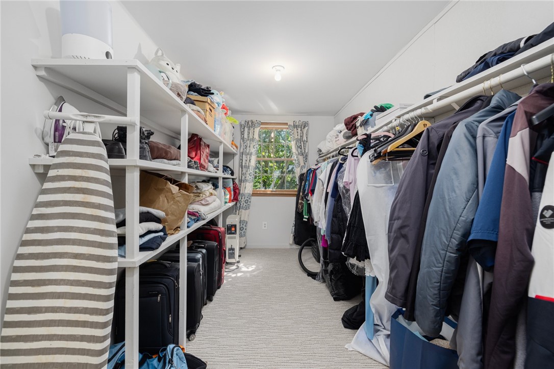 45 Beechwood Drive Cranston, RI 02921 - Photo 34 of 50