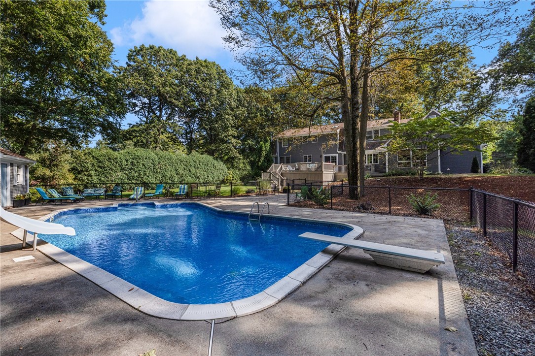 45 Beechwood Drive Cranston, RI 02921 - Photo 47 of 50